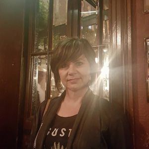 Meet your Posher, Beverly